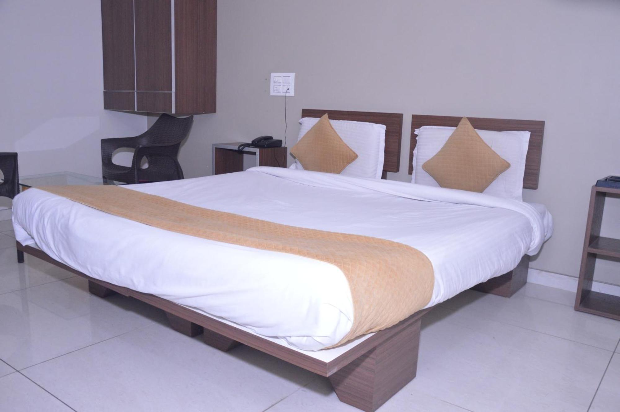 Chittorgarh Hotel Indrani מראה חיצוני תמונה